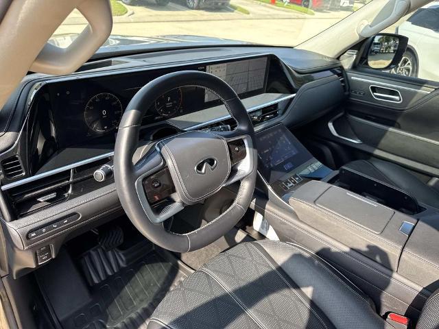 2025 INFINITI QX80 SENSORY AWD