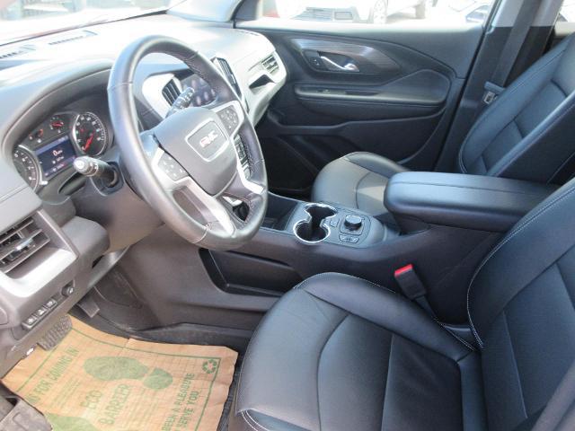 2024 GMC Terrain AWD SLT