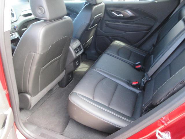 2024 GMC Terrain AWD SLT