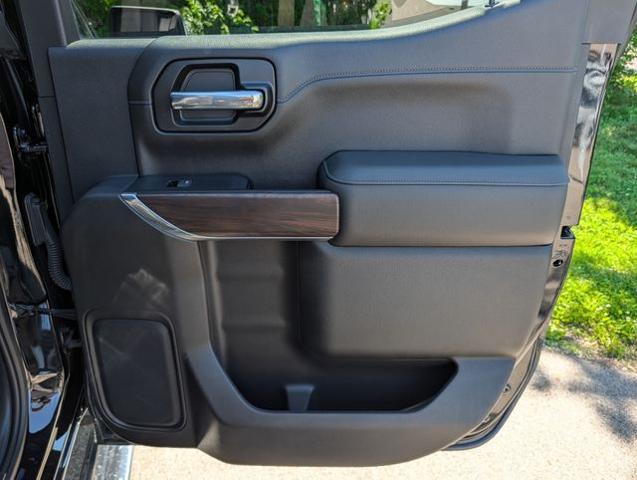 2021 GMC Sierra 1500 4WD Crew Cab Short Box SLT