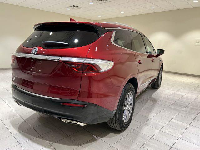 2024 Buick Enclave Essence FWD