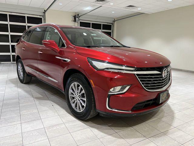 2024 Buick Enclave Essence FWD