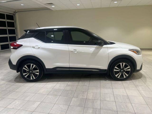2019 Nissan Kicks SR