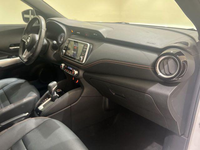 2019 Nissan Kicks SR