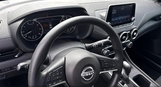 2024 Nissan Sentra SV Xtronic CVT