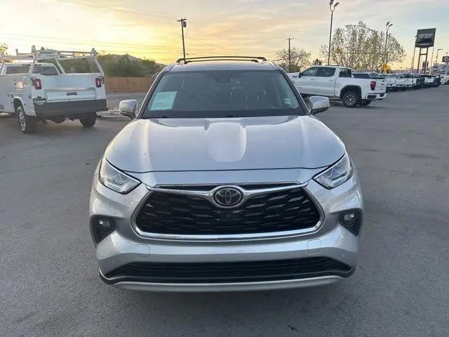 2020 Toyota Highlander Platinum