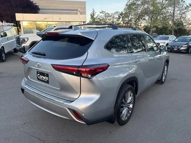 2020 Toyota Highlander Platinum