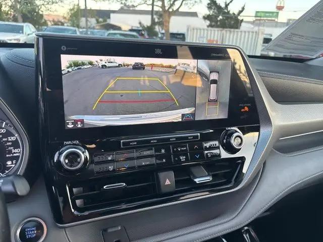 2020 Toyota Highlander Platinum