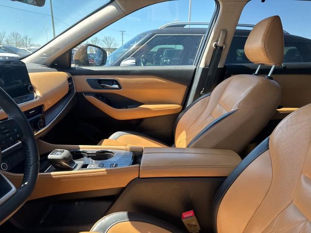 2022 Nissan Rogue Platinum FWD