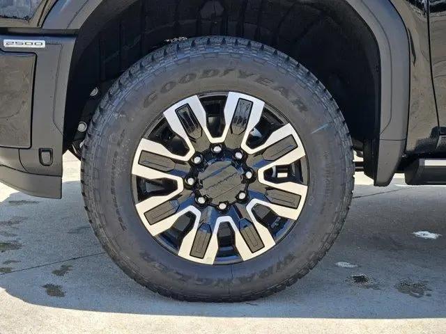 2026 GMC Sierra 2500HD Crew Cab, Standard Bed, Denali Ultimate, 4WD
