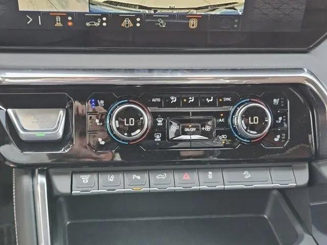 2026 GMC Sierra 2500HD Crew Cab, Standard Bed, Denali Ultimate, 4WD