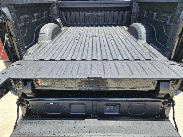 2026 GMC Sierra 2500HD Crew Cab, Standard Bed, Denali Ultimate, 4WD