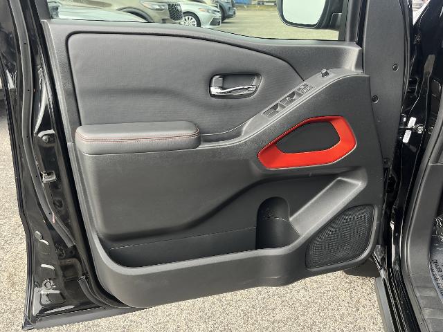 2023 Nissan Frontier Crew Cab PRO-X 4x2