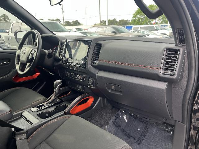 2023 Nissan Frontier Crew Cab PRO-X 4x2