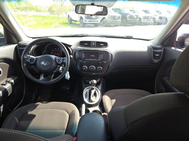 2018 Kia Soul Base