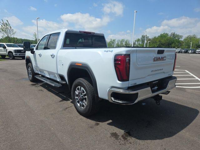 2026 GMC Sierra 2500HD Crew Cab, Standard Bed, SLT, 4WD