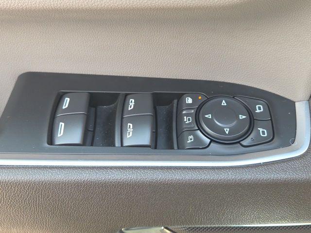 2026 GMC Sierra 2500HD Crew Cab, Standard Bed, SLT, 4WD