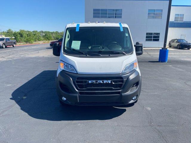 2025 Ram ProMaster 2500 Cargo Van Tradesman Low Roof 136" WB w/Pass Seat