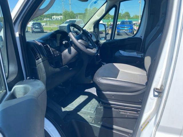 2025 Ram ProMaster 2500 Cargo Van Tradesman Low Roof 136" WB w/Pass Seat