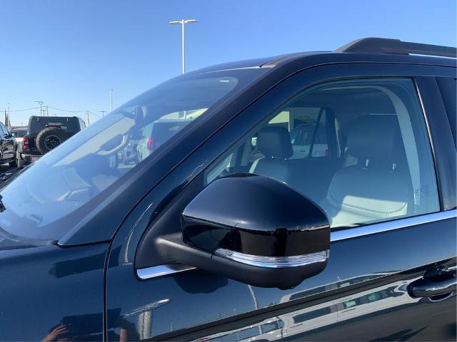 2025 Ford Expedition Active MAX