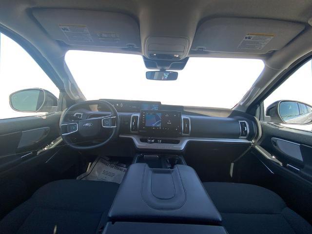 2025 Ford Expedition Active MAX