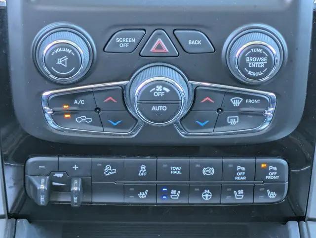 2018 Ram 2500 Laramie Crew Cab 4x4 6'4" Box