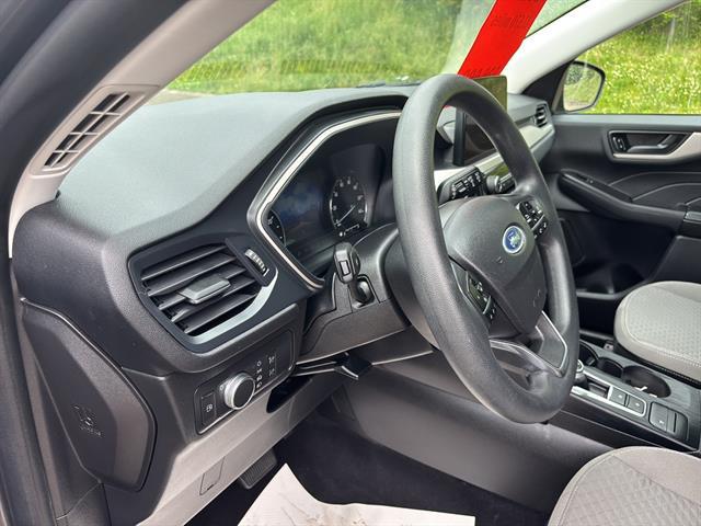 2022 Ford Escape SE Hybrid