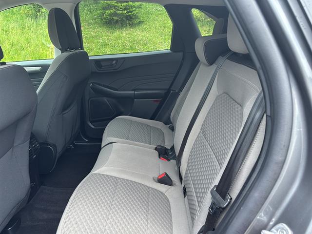 2022 Ford Escape SE Hybrid