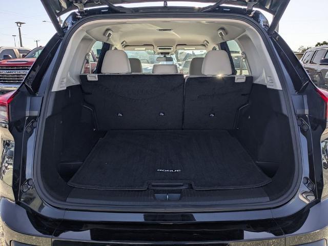 2025 Nissan Rogue SV FWD