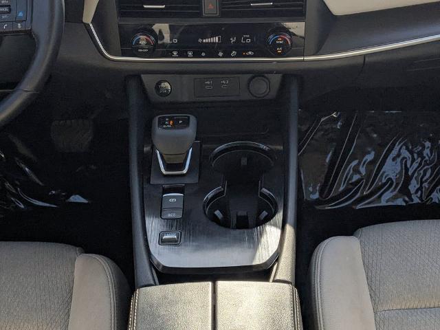 2025 Nissan Rogue SV FWD