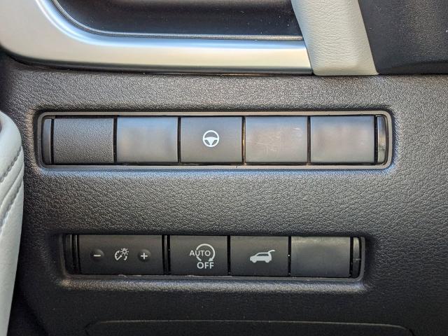 2025 Nissan Rogue SV FWD