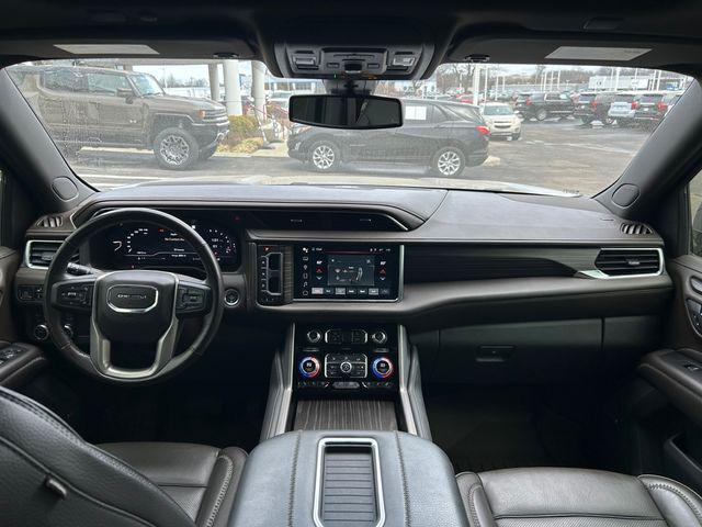 2022 GMC Yukon XL 4WD Denali