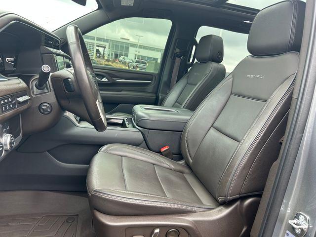 2022 GMC Yukon XL 4WD Denali