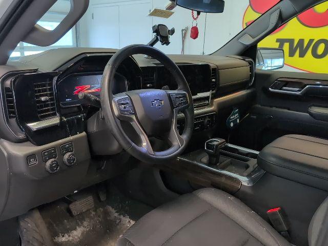 2024 Chevrolet Silverado 1500 4WD Crew Cab Standard Bed RST
