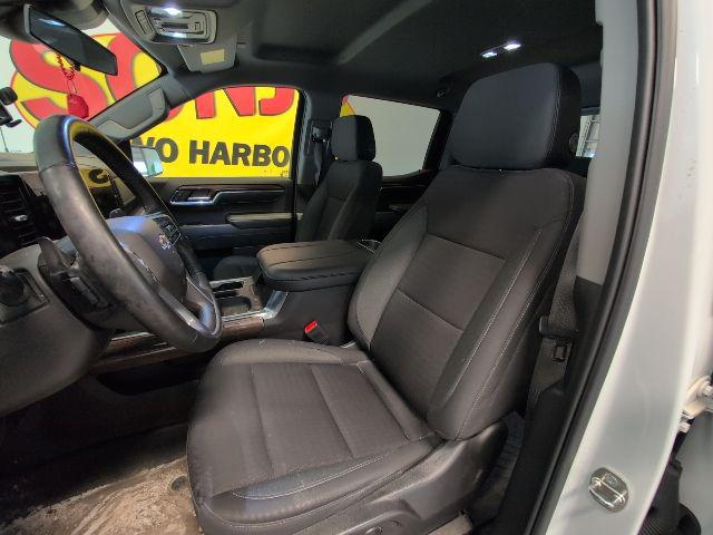 2024 Chevrolet Silverado 1500 4WD Crew Cab Standard Bed RST