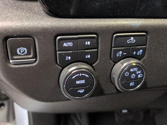 2024 Chevrolet Silverado 1500 4WD Crew Cab Standard Bed RST