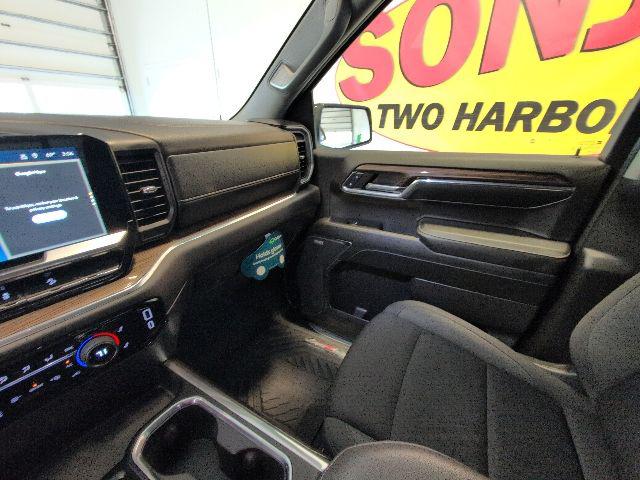 2024 Chevrolet Silverado 1500 4WD Crew Cab Standard Bed RST