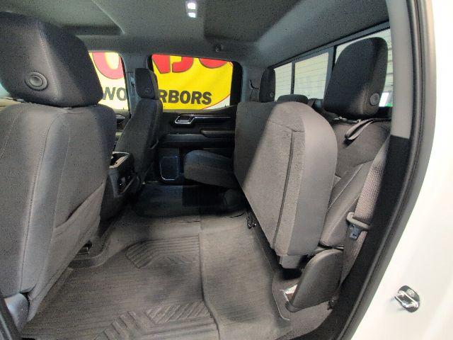 2024 Chevrolet Silverado 1500 4WD Crew Cab Standard Bed RST