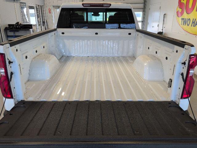 2024 Chevrolet Silverado 1500 4WD Crew Cab Standard Bed RST