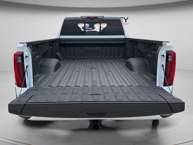2026 GMC Sierra 3500HD Crew Cab, Long Bed, Denali Ultimate Dual Rear Wheel, 4WD
