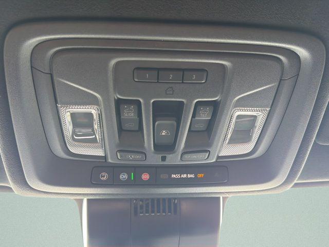 2026 GMC Sierra 3500HD Crew Cab, Long Bed, Denali Ultimate Dual Rear Wheel, 4WD