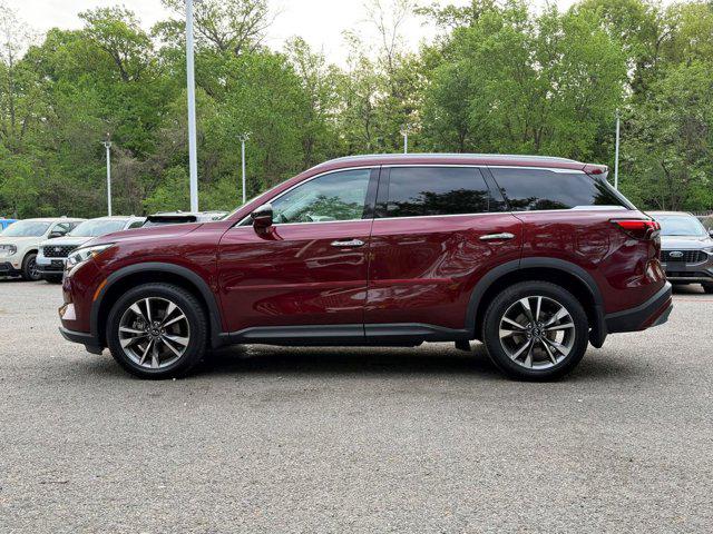 2022 INFINITI QX60 LUXE AWD