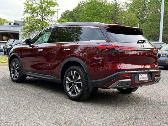 2022 INFINITI QX60 LUXE AWD