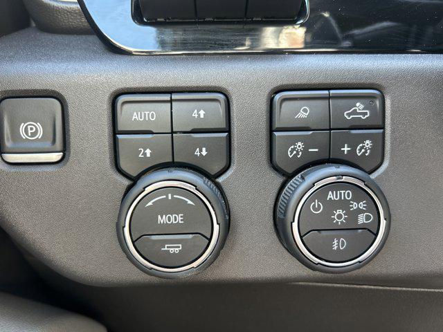 2024 Chevrolet Silverado 1500 4WD Crew Cab Short Bed ZR2