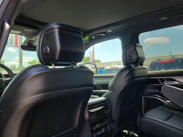2024 Jeep Wagoneer Series II Carbide 4x4