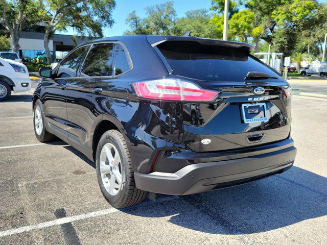 2021 Ford Edge SE