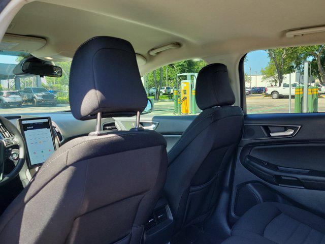 2021 Ford Edge SE