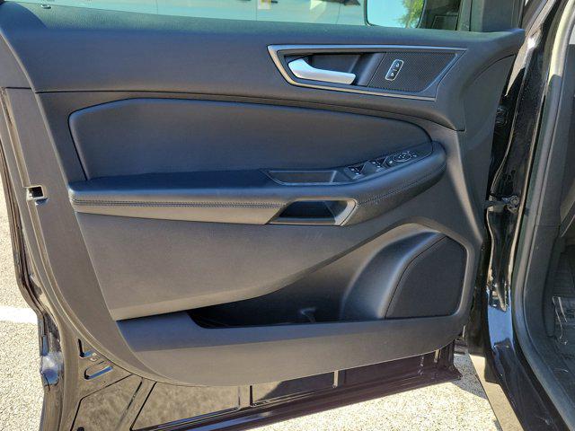 2021 Ford Edge SE