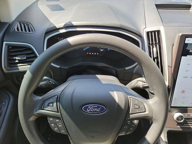 2021 Ford Edge SE