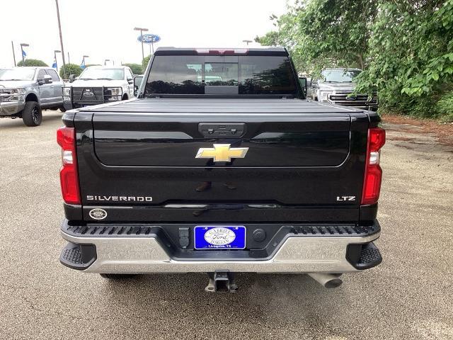2022 Chevrolet Silverado 2500HD 4WD Crew Cab Standard Bed LTZ